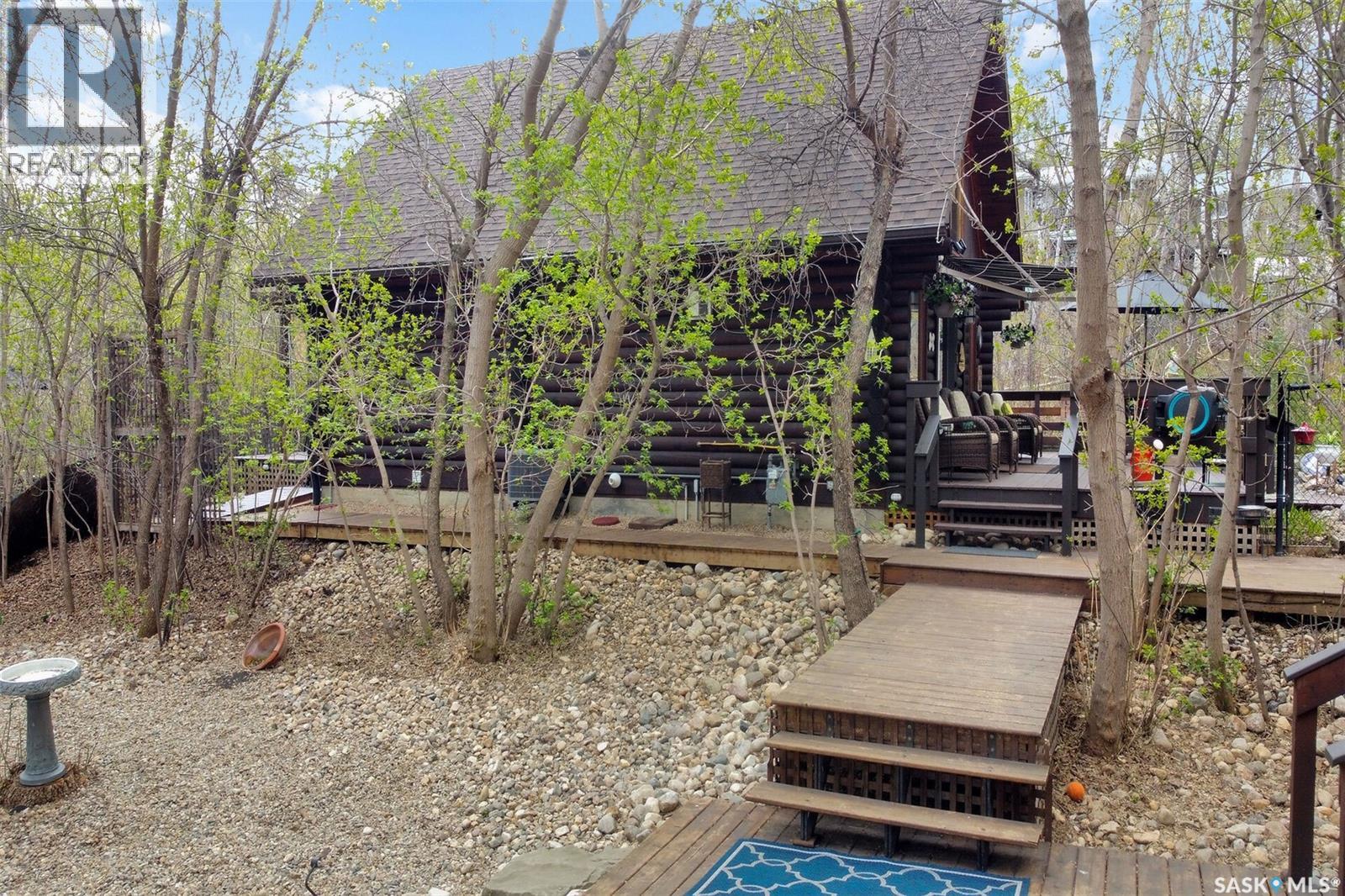 109 Shaw DRIVE - 44