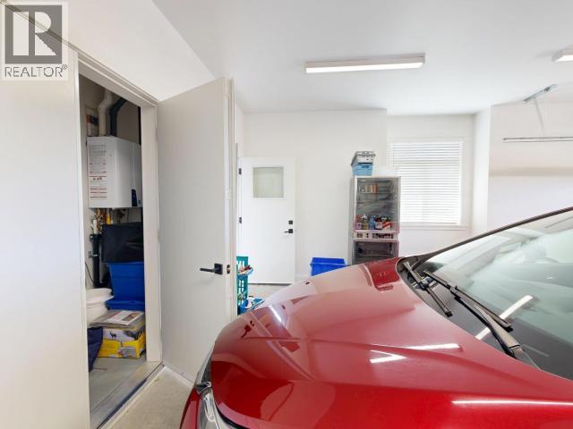 4048 SATURNA AVE, Powell River