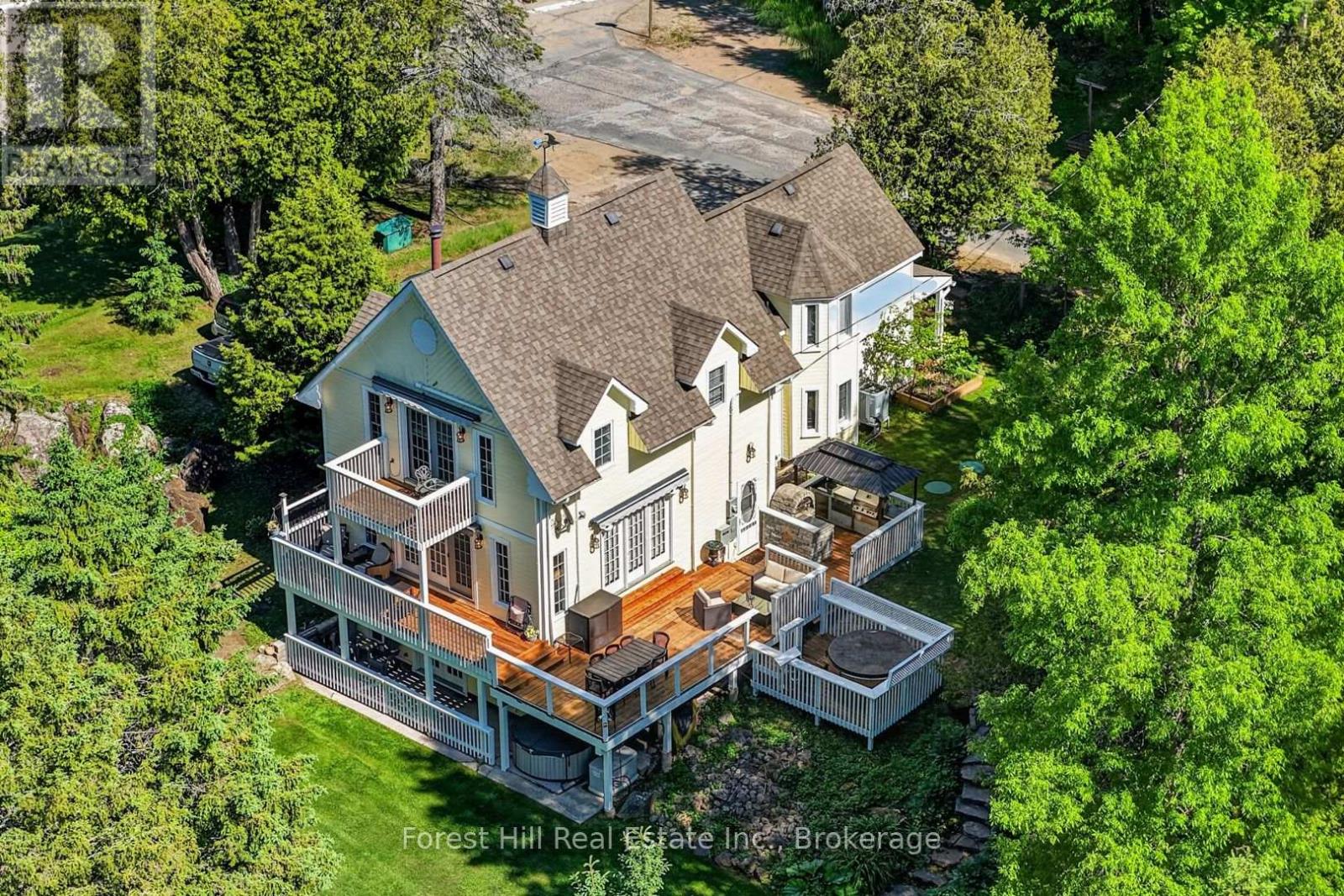 1029 HARVEY AVENUE - 1