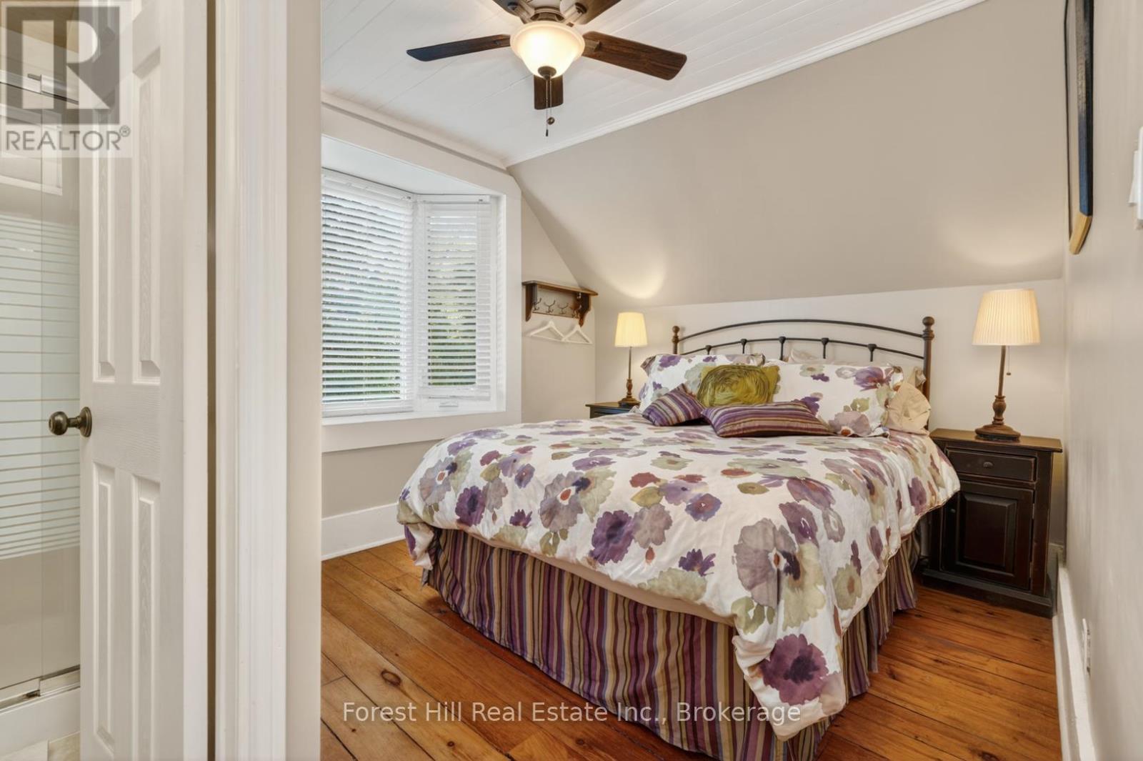 1029 HARVEY AVENUE - 22