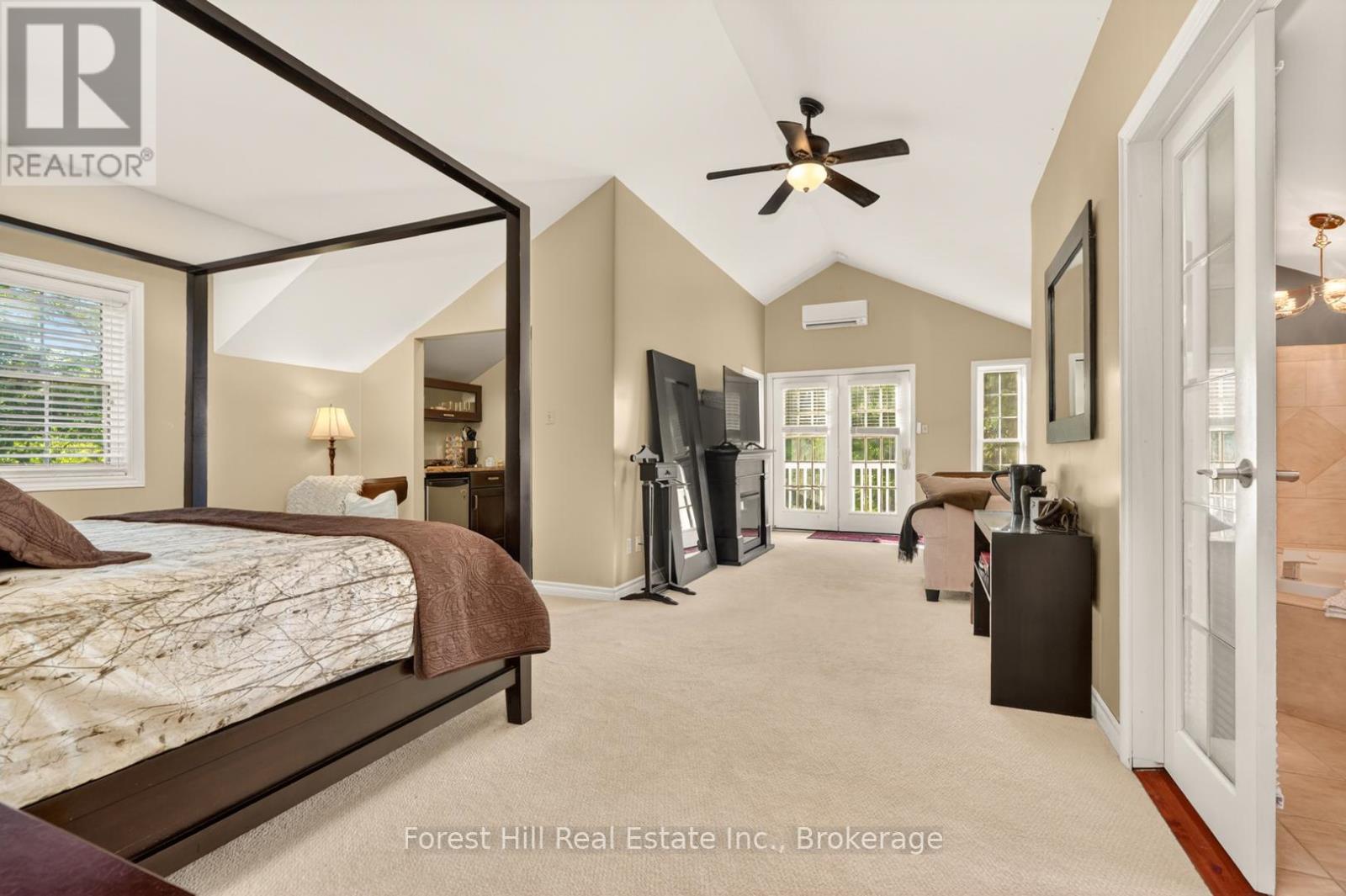 1029 HARVEY AVENUE - 25