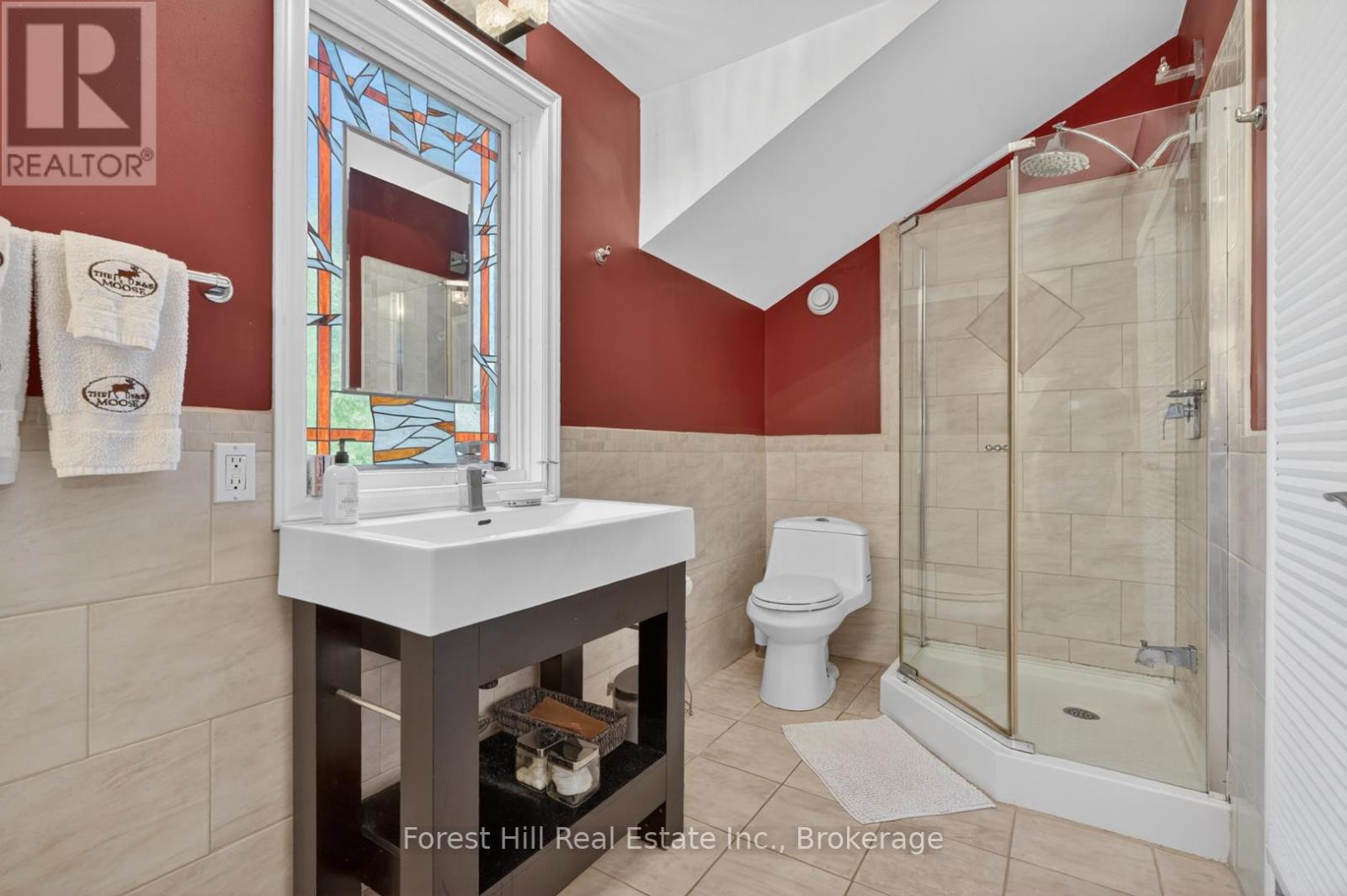 1029 HARVEY AVENUE - 27