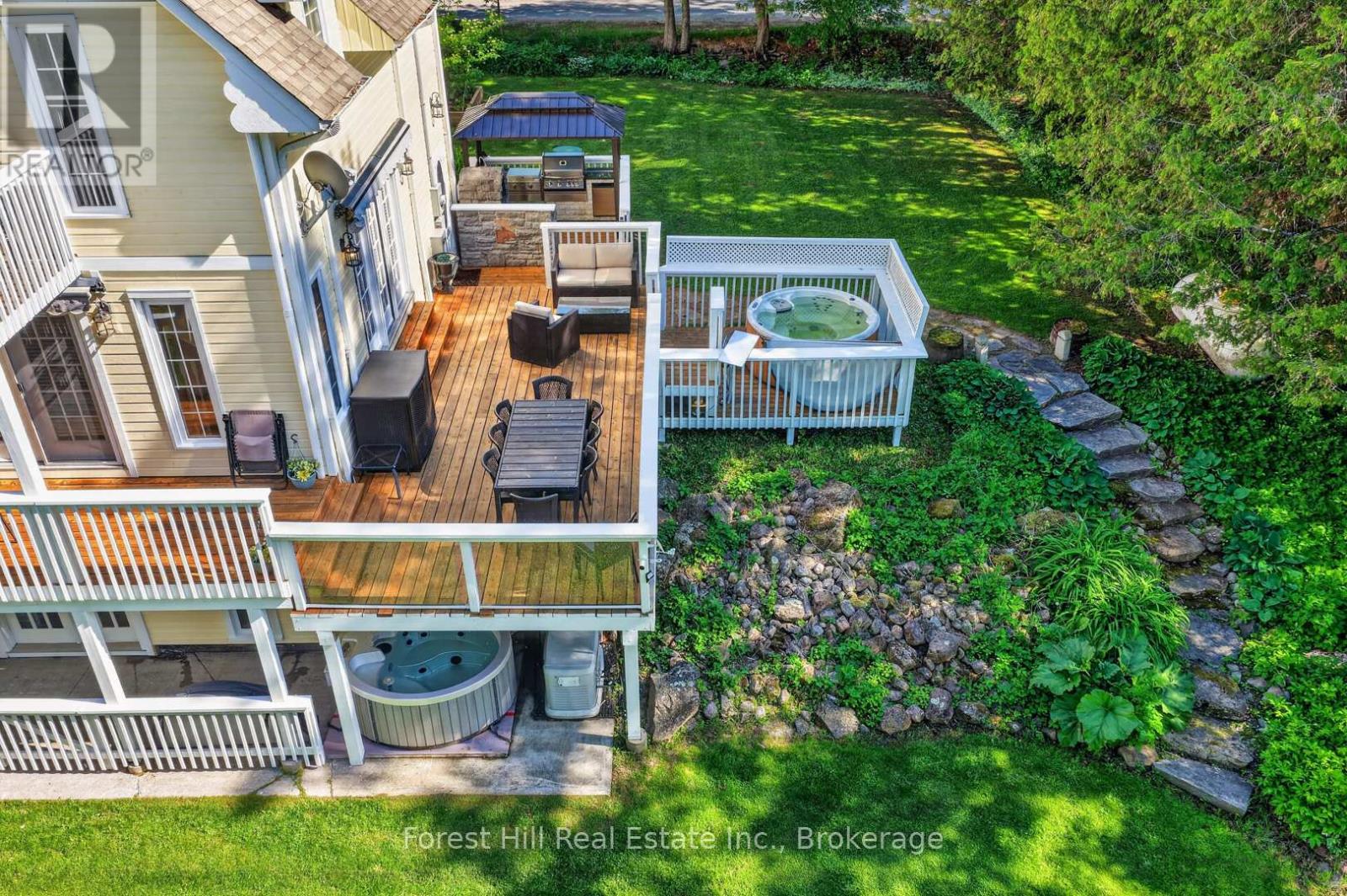1029 HARVEY AVENUE - 37