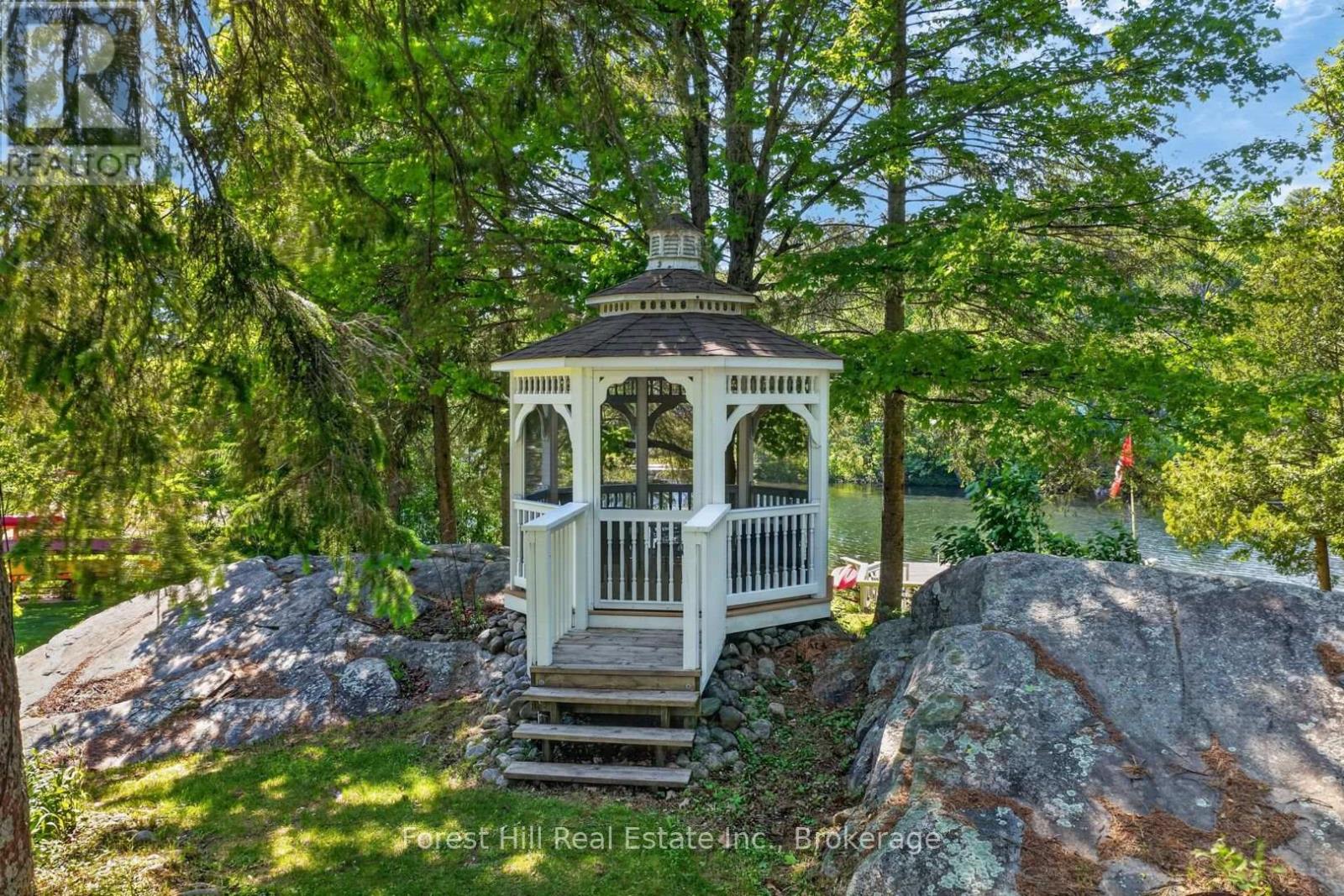 1029 HARVEY AVENUE - Image 43