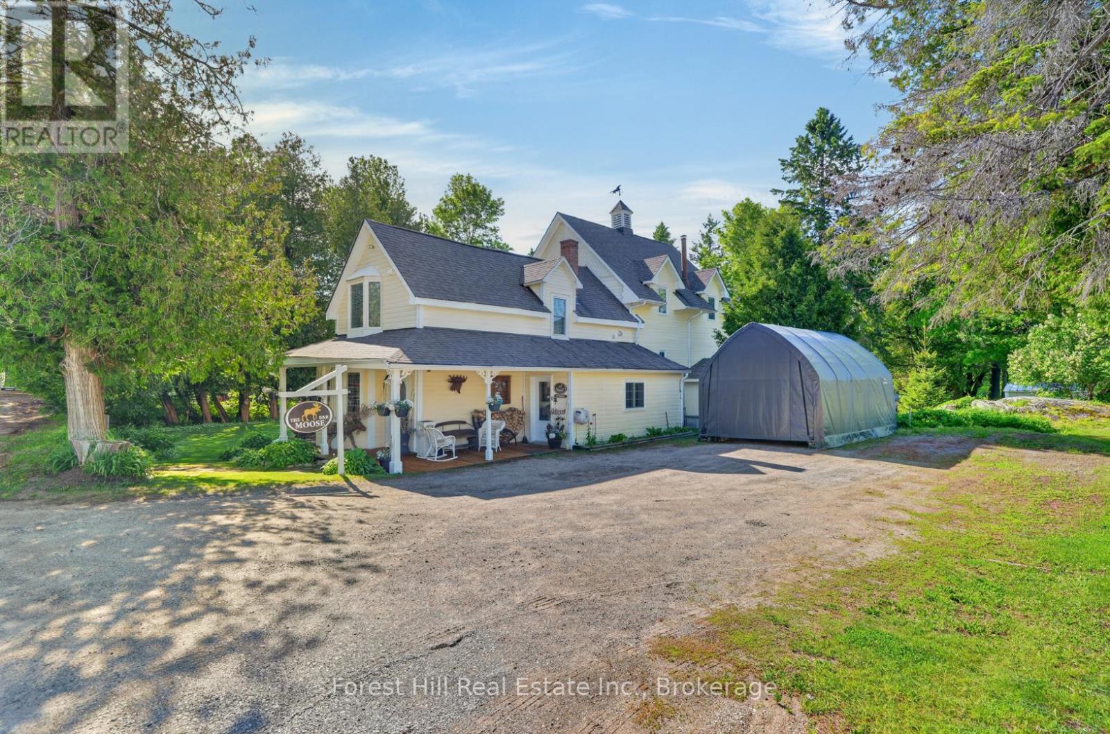 1029 HARVEY AVENUE - 6