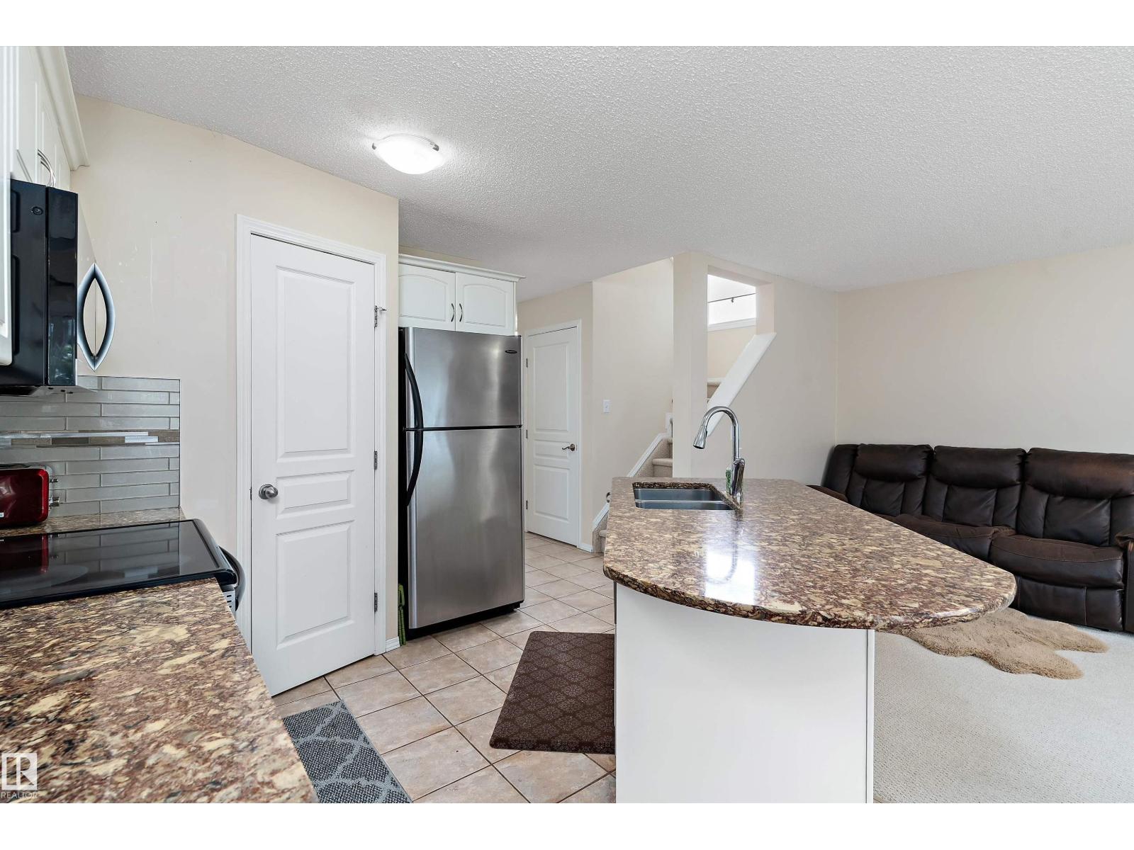 5313 RUE PARK ST — photo 8
