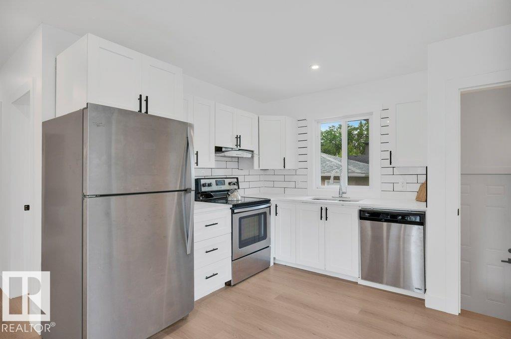 8712 89 AV NW — photo 10