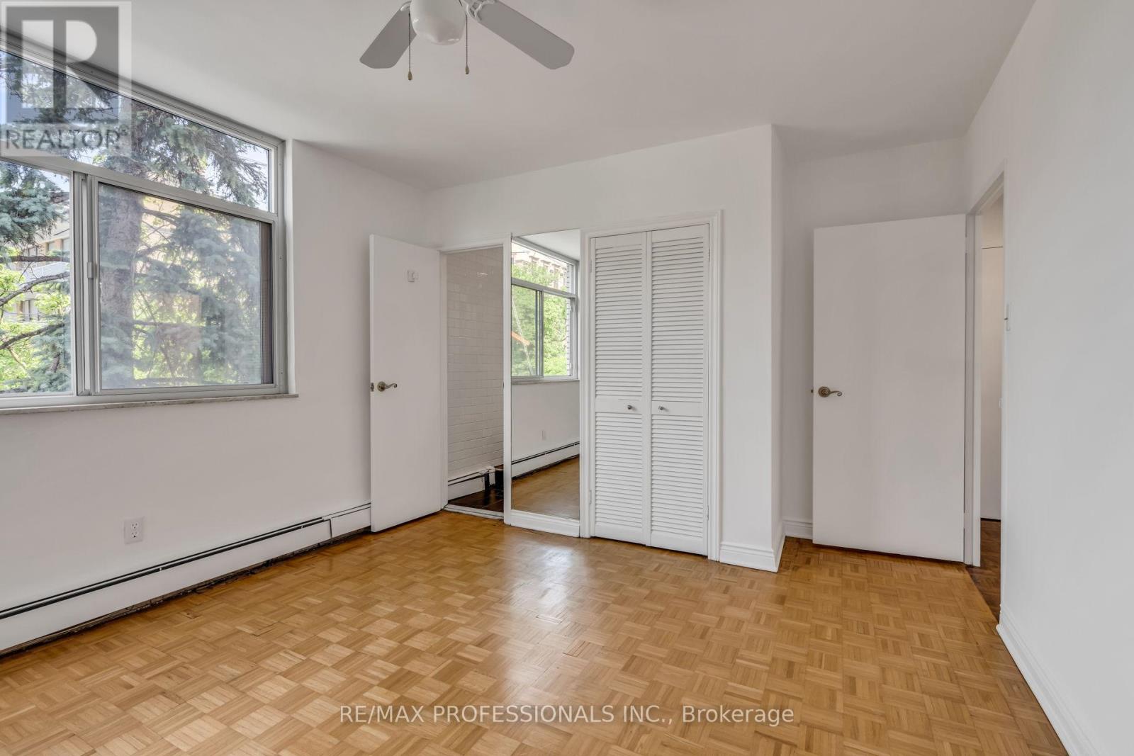 #303 335 LONSDALE ROAD - 17