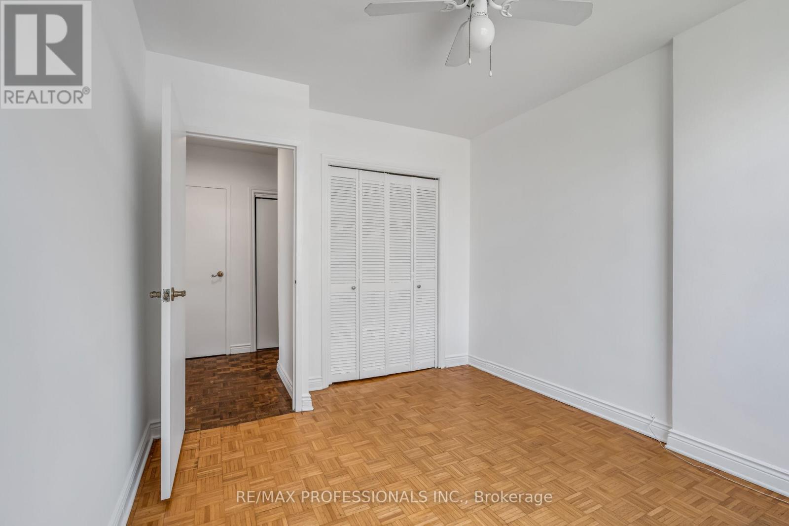 #303 335 LONSDALE ROAD - 19