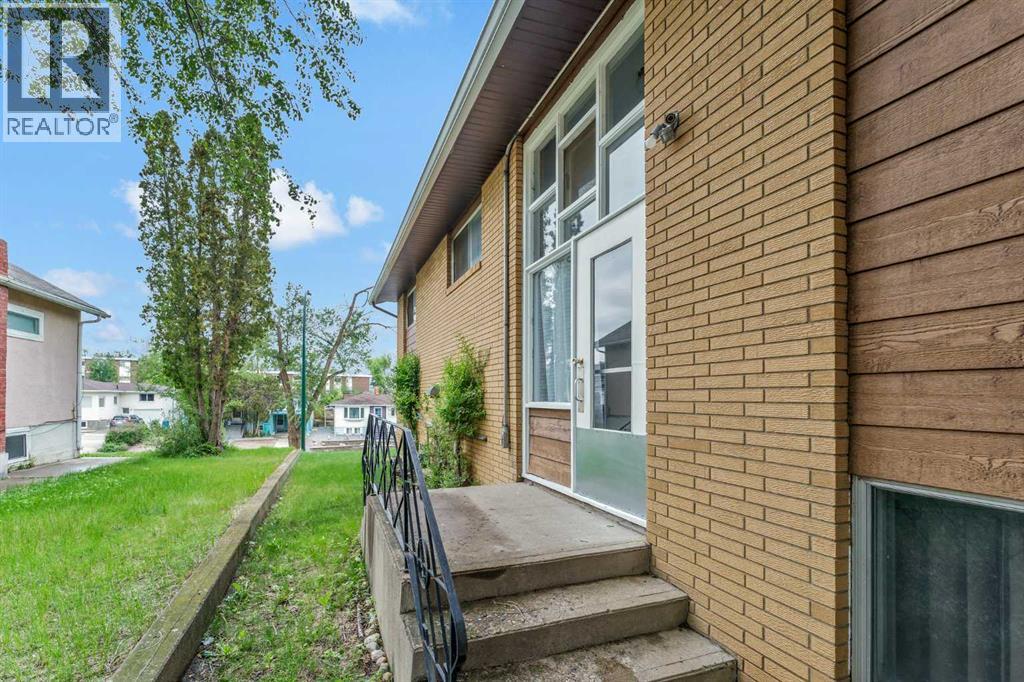 502 3 Avenue SE - 31