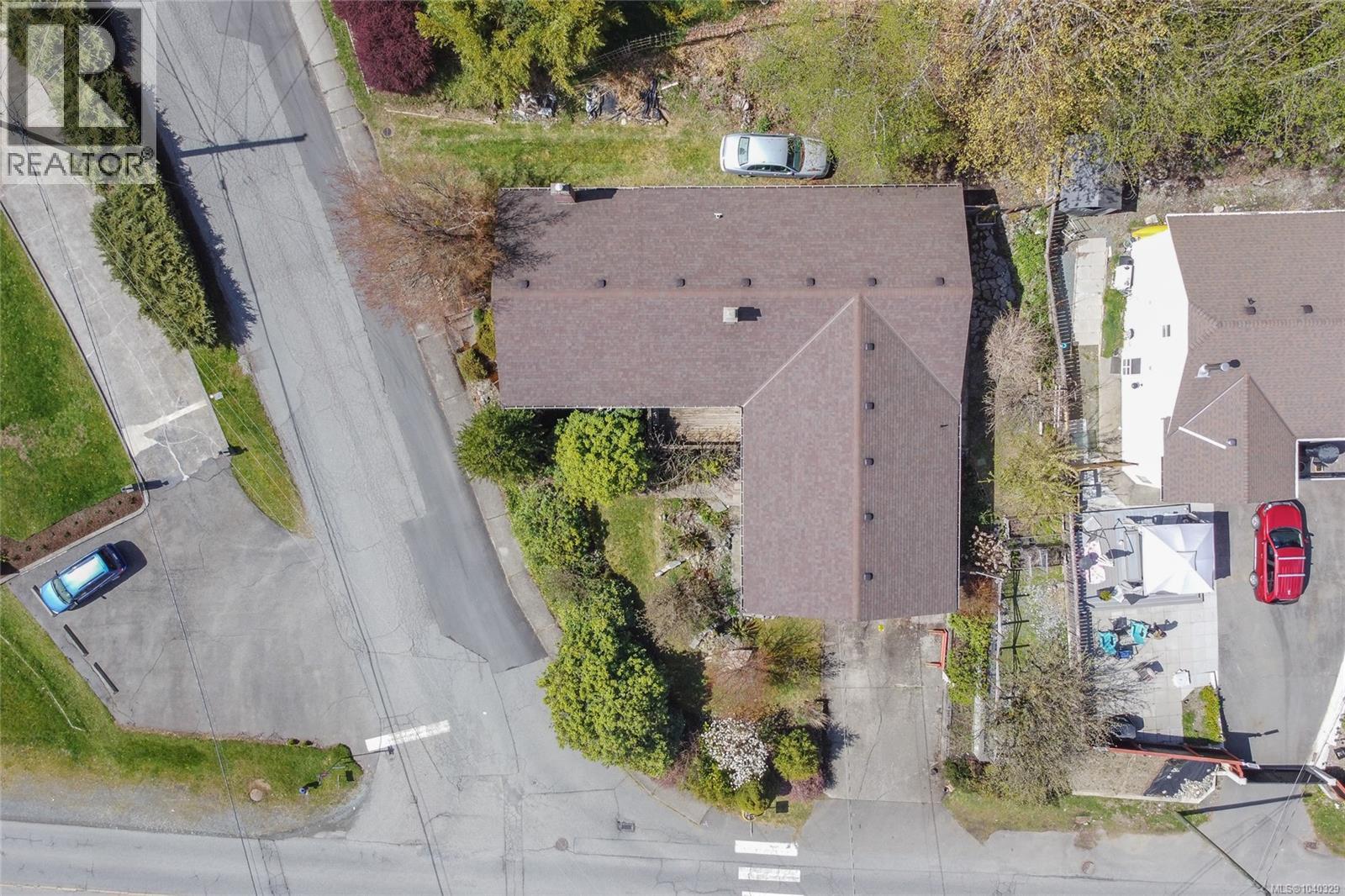 139 North Shore Rd, Lake Cowichan