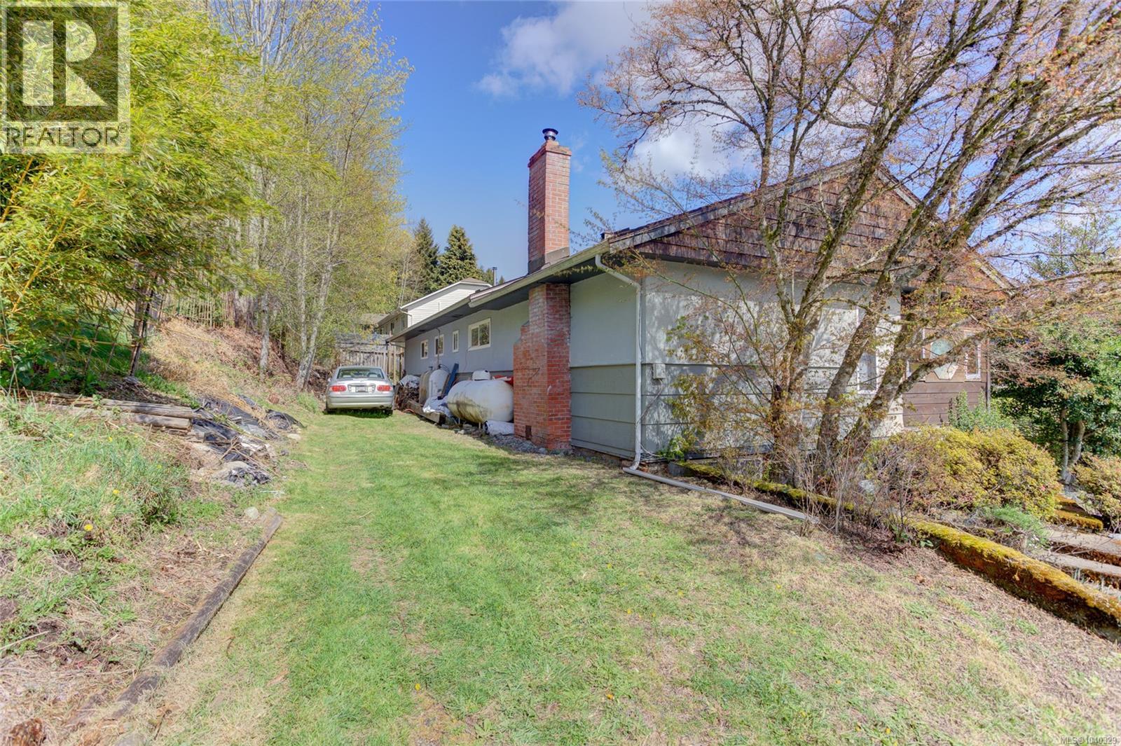 139 North Shore Rd, Lake Cowichan