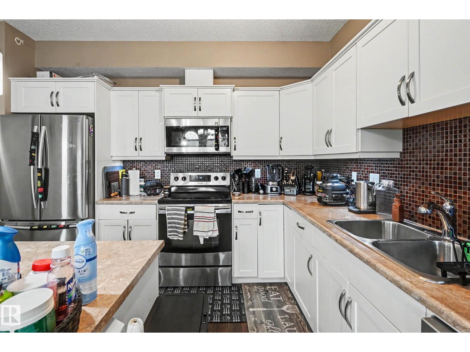 #402 8730 82 AV NW - 12