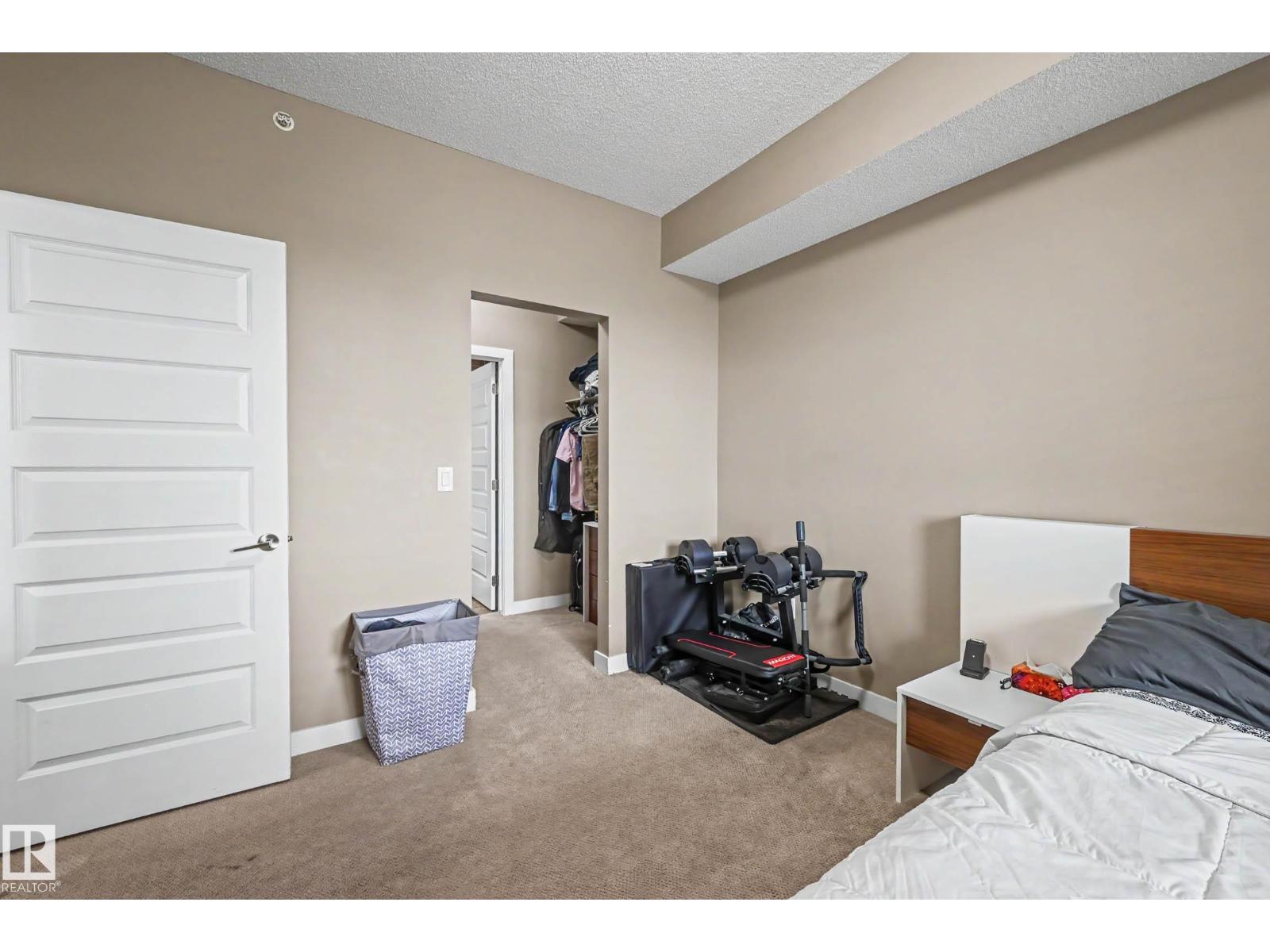 #402 8730 82 AV NW - 20