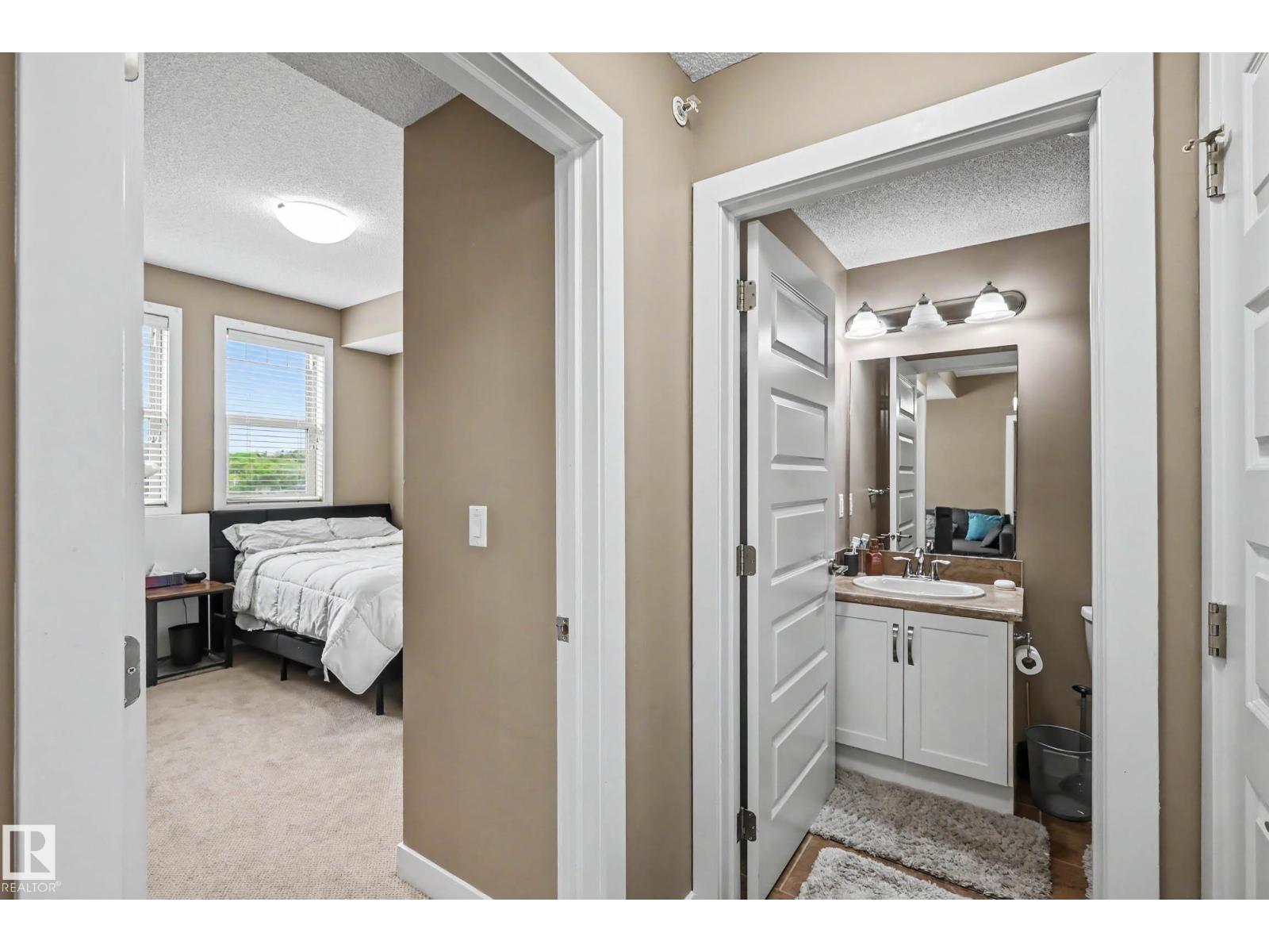 #402 8730 82 AV NW - 25