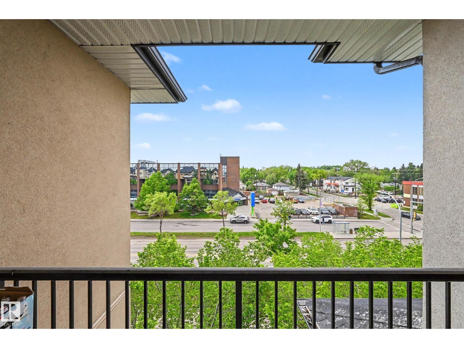 #402 8730 82 AV NW - 30