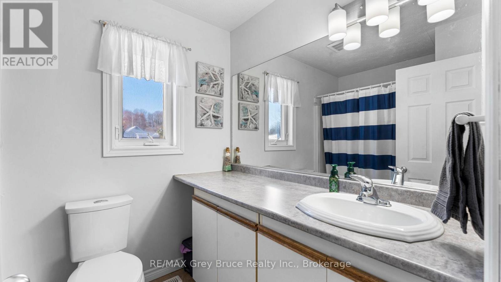 1666 3RD AVENUE W - 15