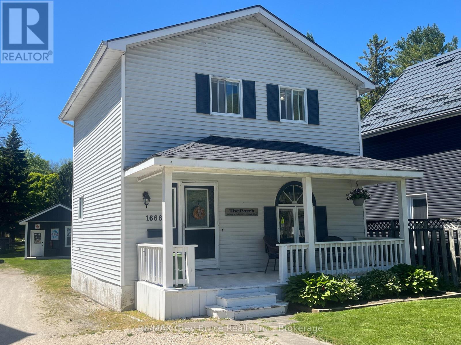 1666 3RD AVENUE W - 28