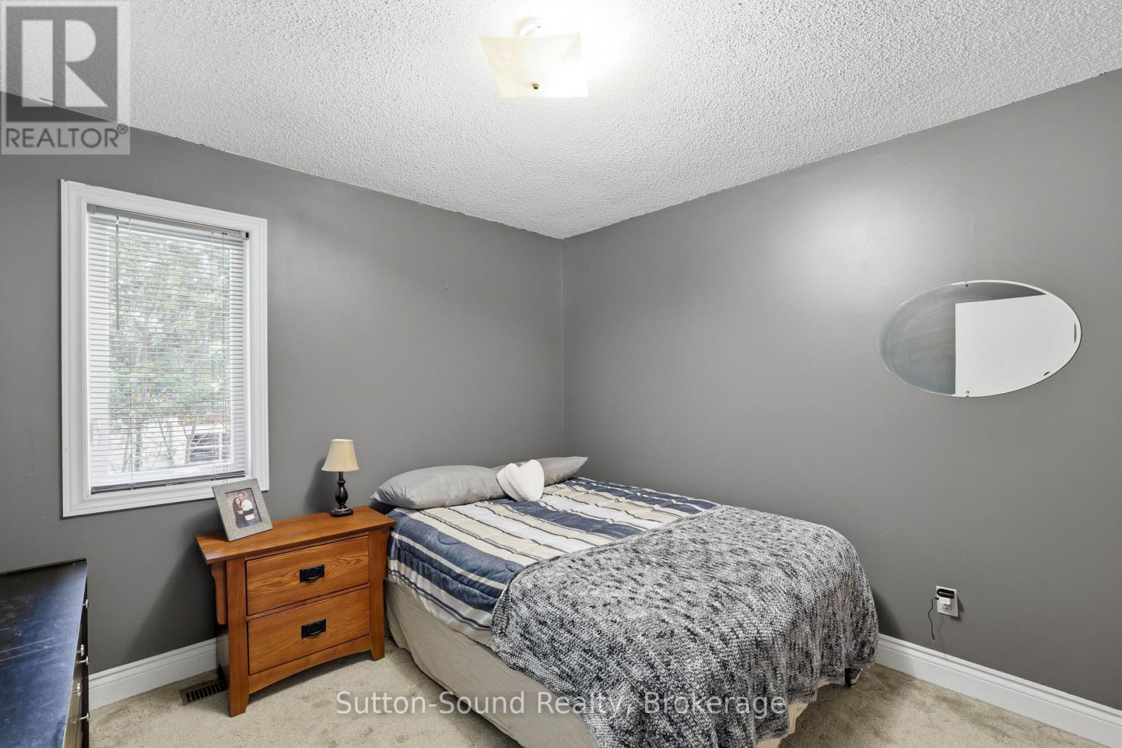 1565 7TH AVENUE E - 13