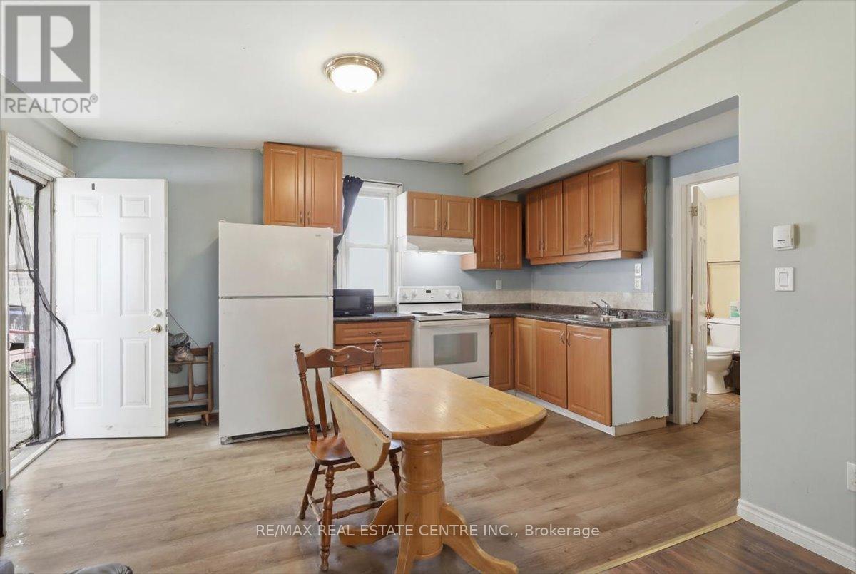 233 KING STREET - 6