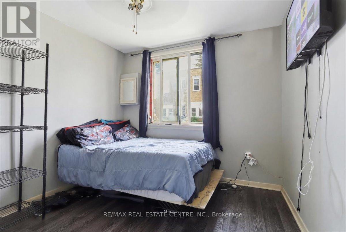 233 KING STREET - 8