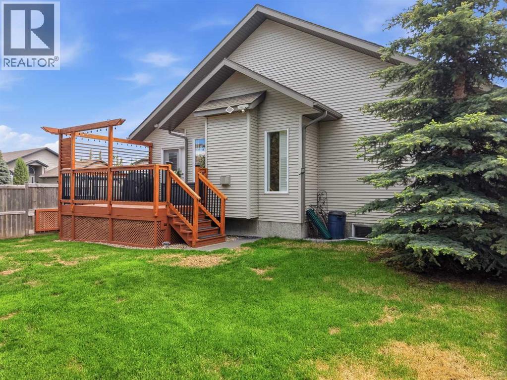 166 Lougheed Close — photo 13