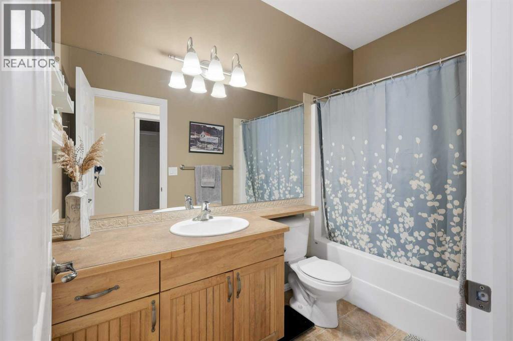 166 Lougheed Close — photo 20