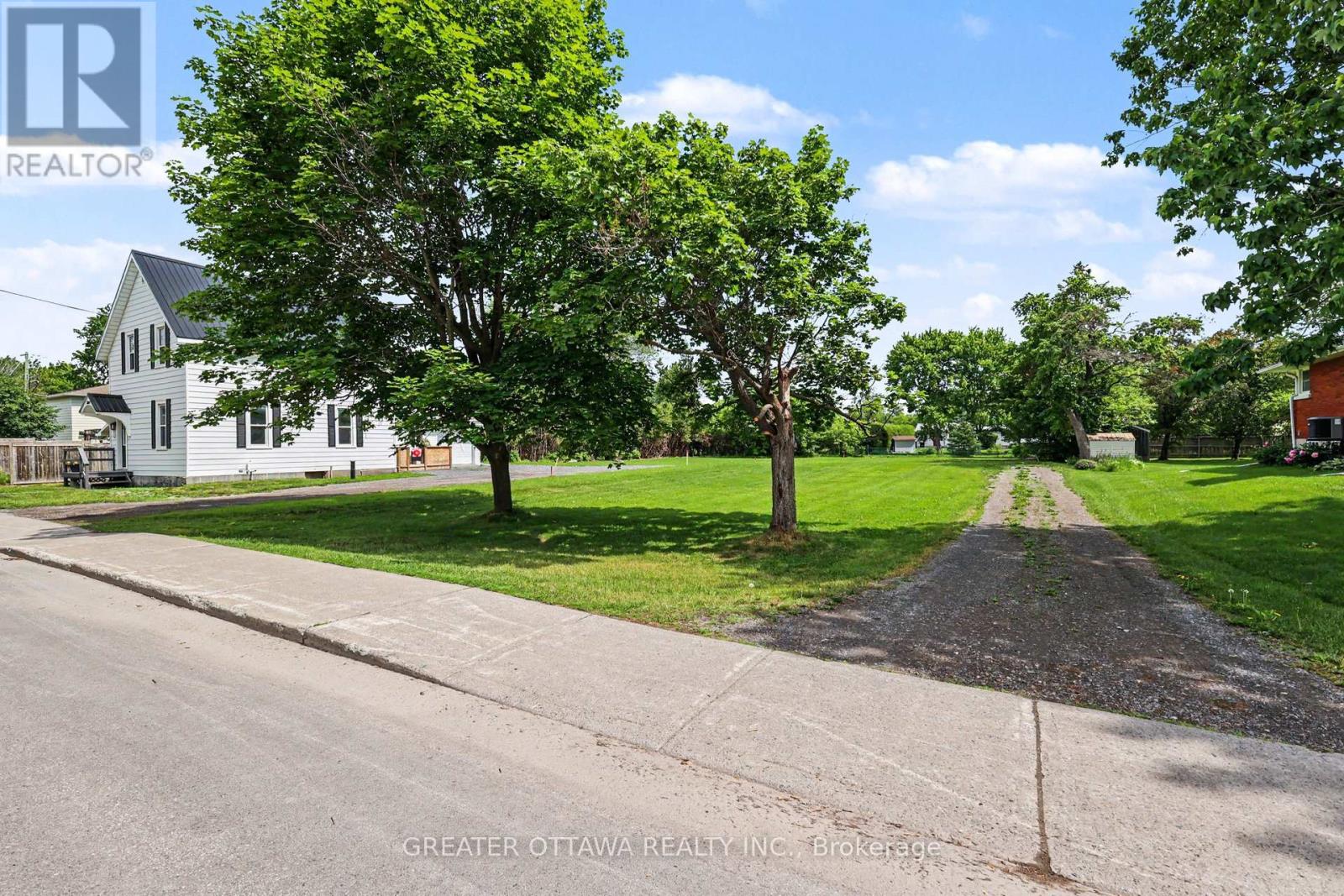 3607 MCBEAN STREET - 2