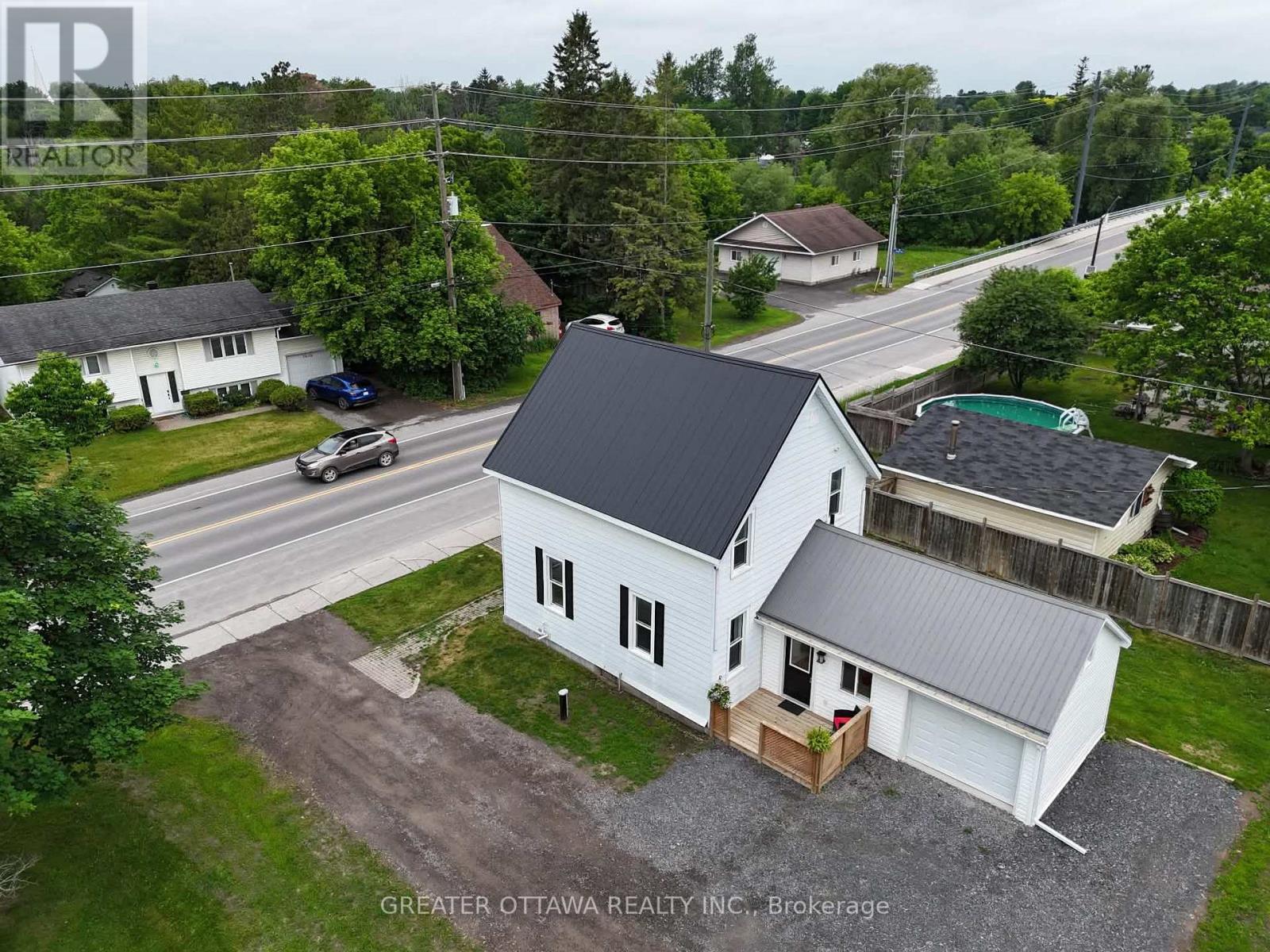 3607 MCBEAN STREET - 5