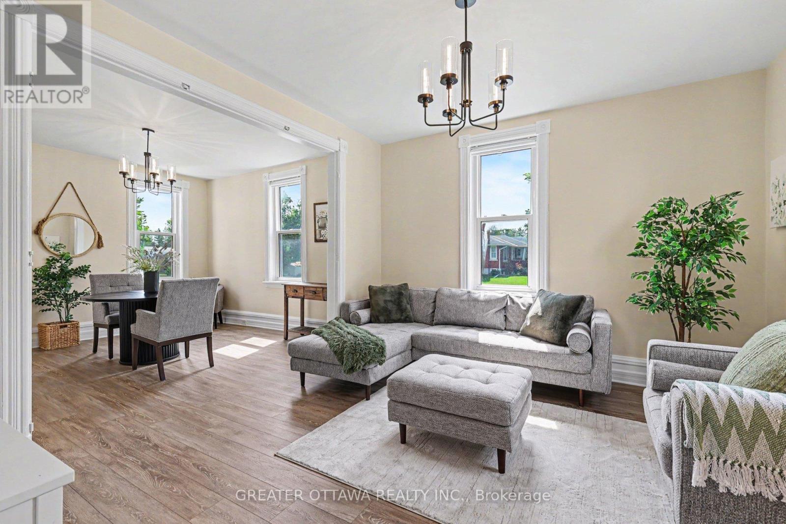 3607 MCBEAN STREET - 6