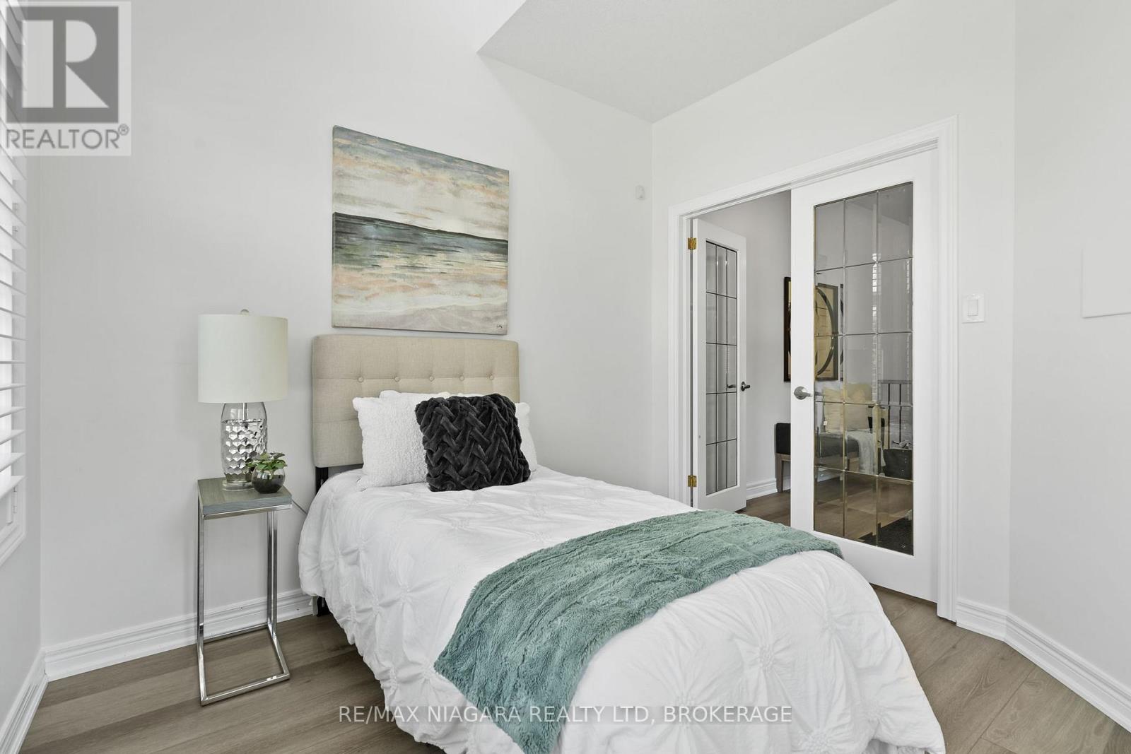 2314 STONEHAVEN AVENUE - 18