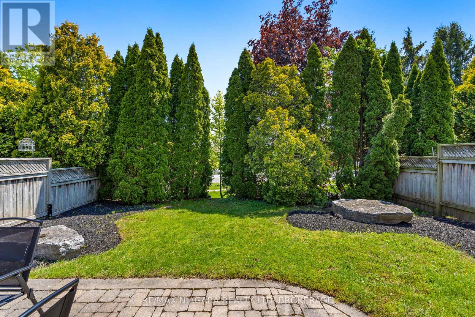 2314 STONEHAVEN AVENUE - 33