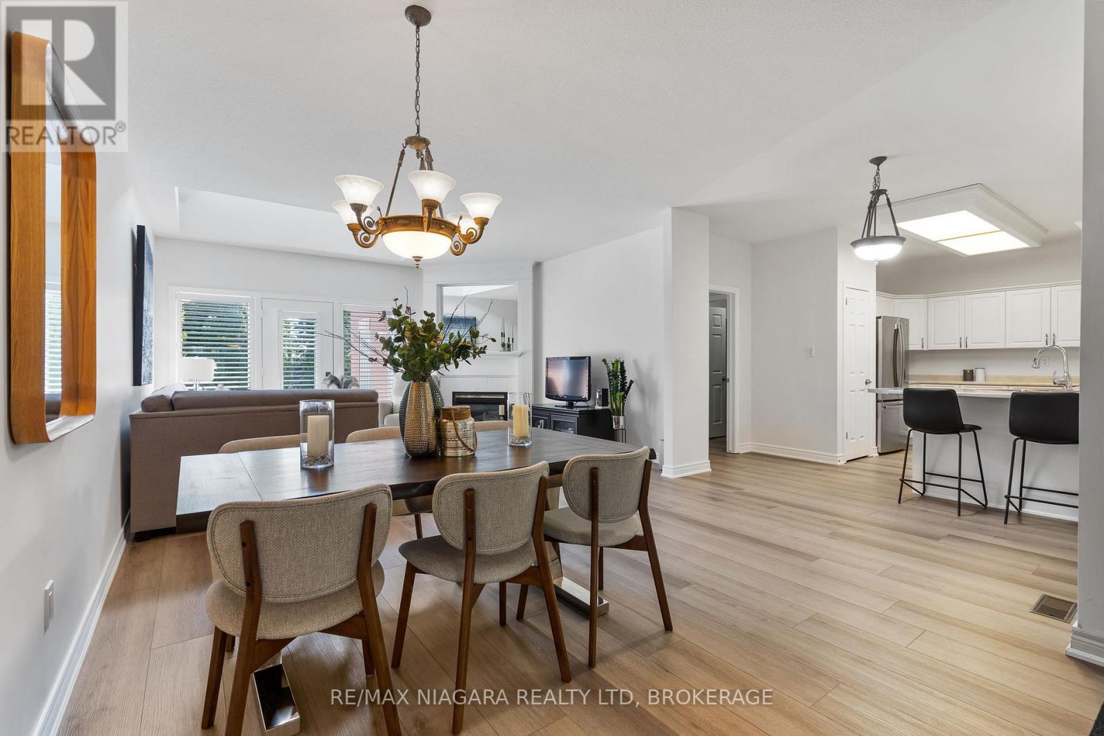 2314 STONEHAVEN AVENUE - 5