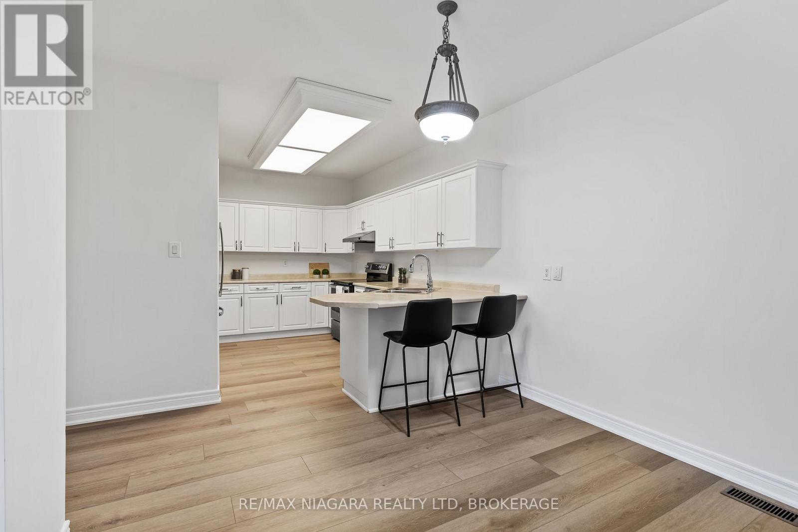 2314 STONEHAVEN AVENUE - 9