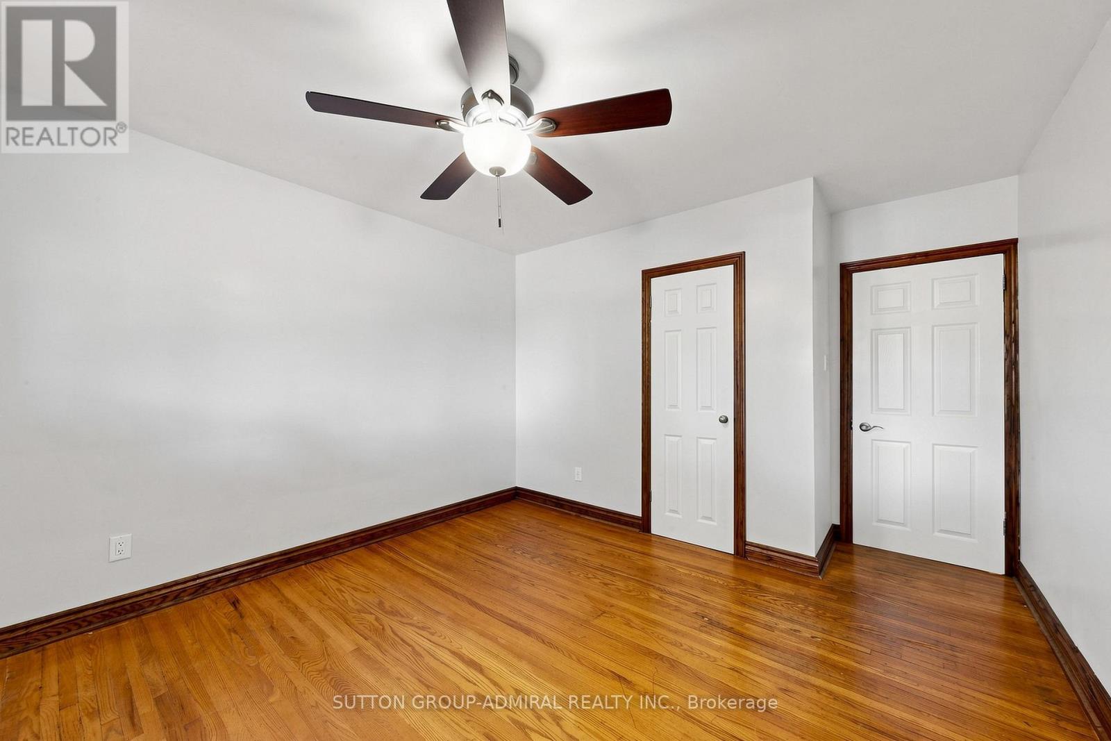 34 PARAGON ROAD - 12