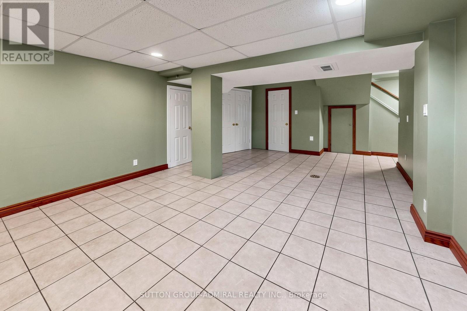 34 PARAGON ROAD - 23