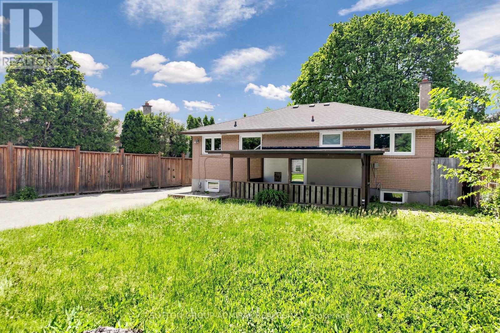 34 PARAGON ROAD - 31