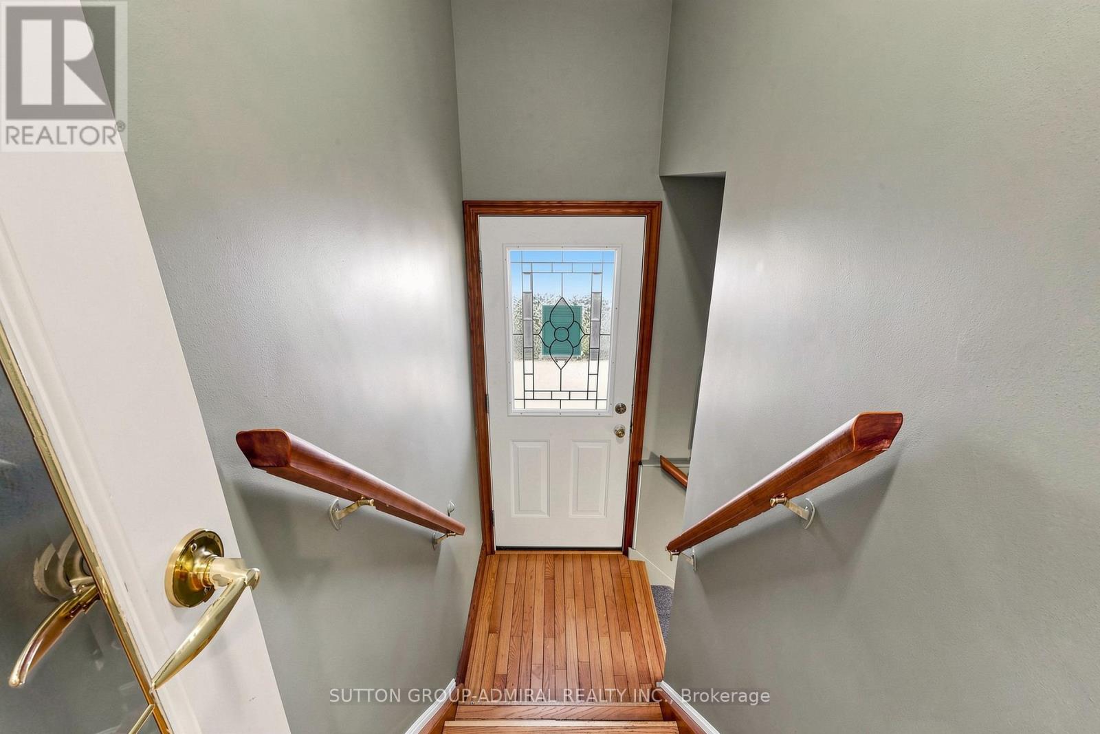 34 PARAGON ROAD - 18