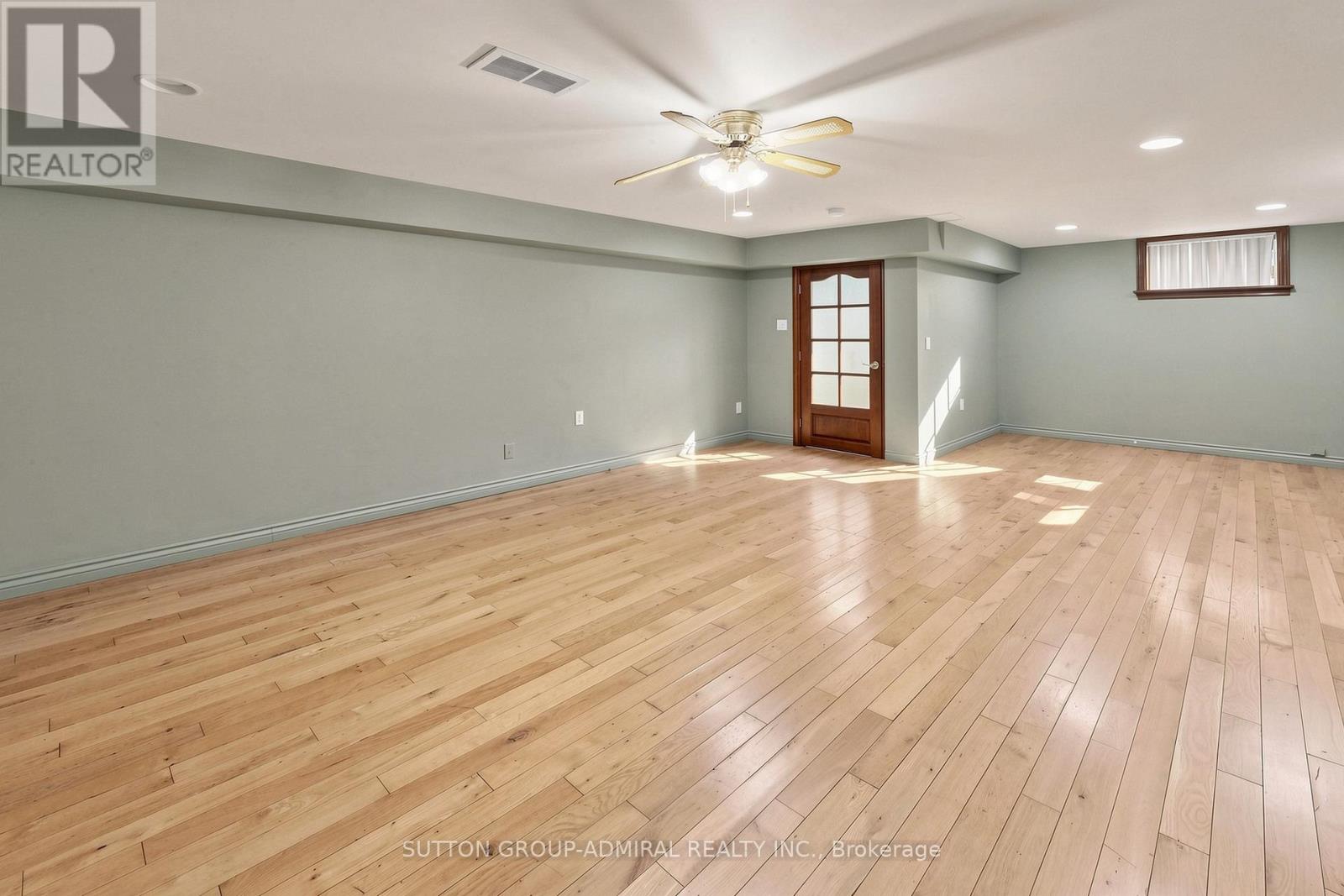 34 PARAGON ROAD - 20