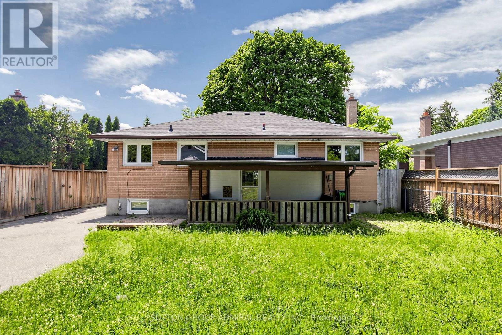 34 PARAGON ROAD - 29