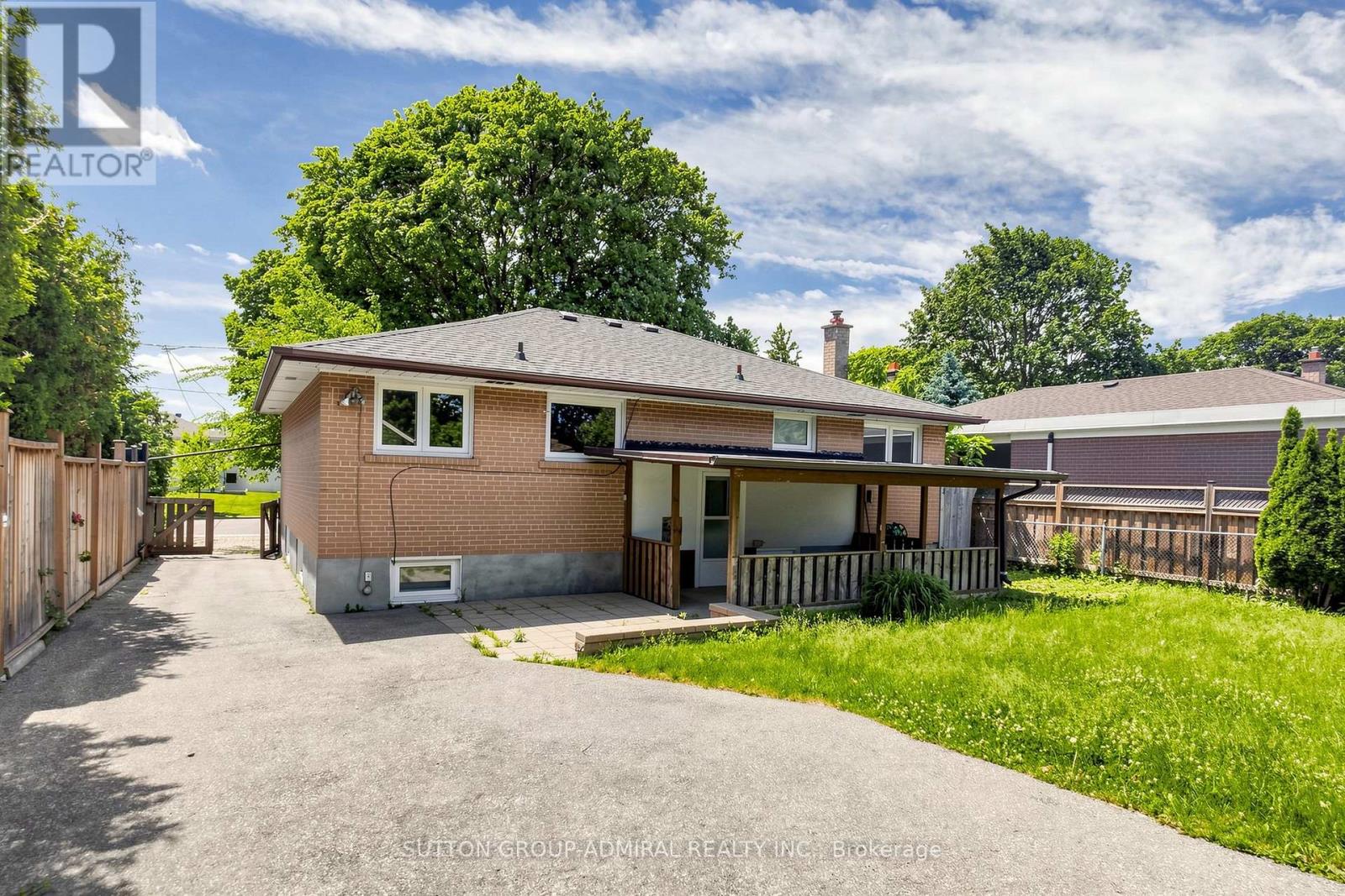 34 PARAGON ROAD - 30