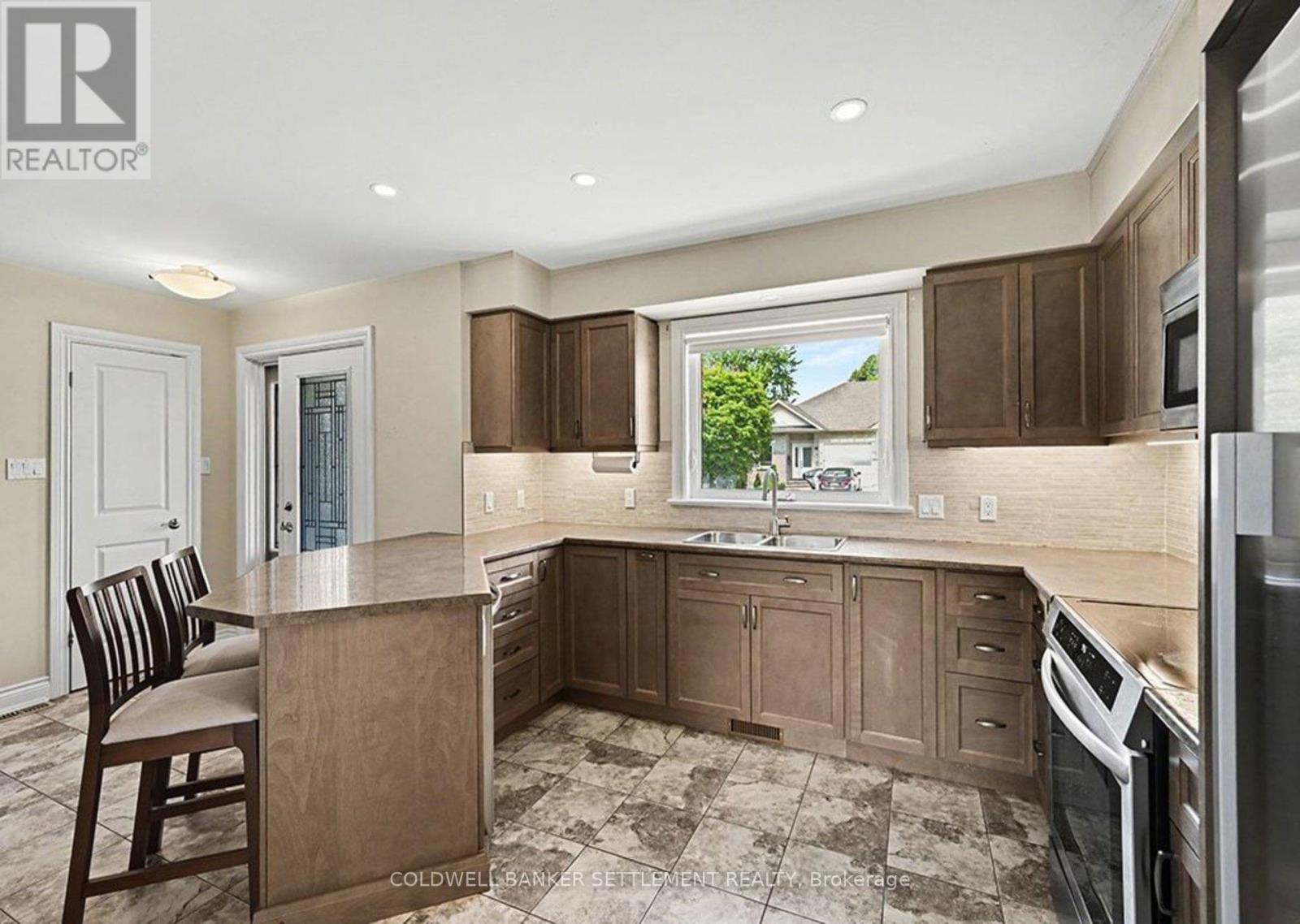 112 MAC CAMPBELL DRIVE - 10