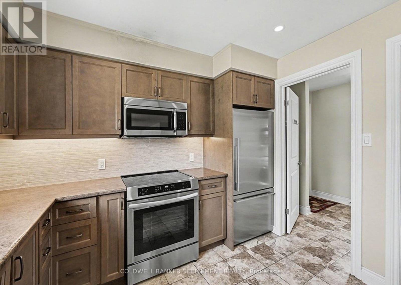 112 MAC CAMPBELL DRIVE - 11