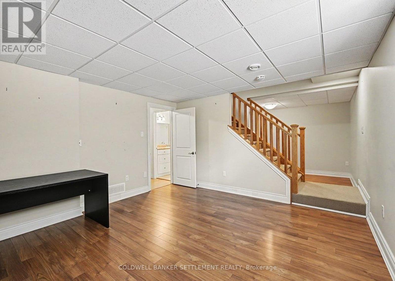 112 MAC CAMPBELL DRIVE - 20