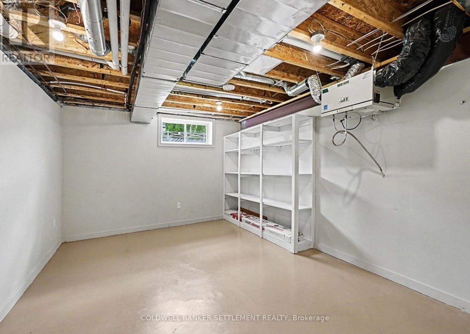 112 MAC CAMPBELL DRIVE - 26