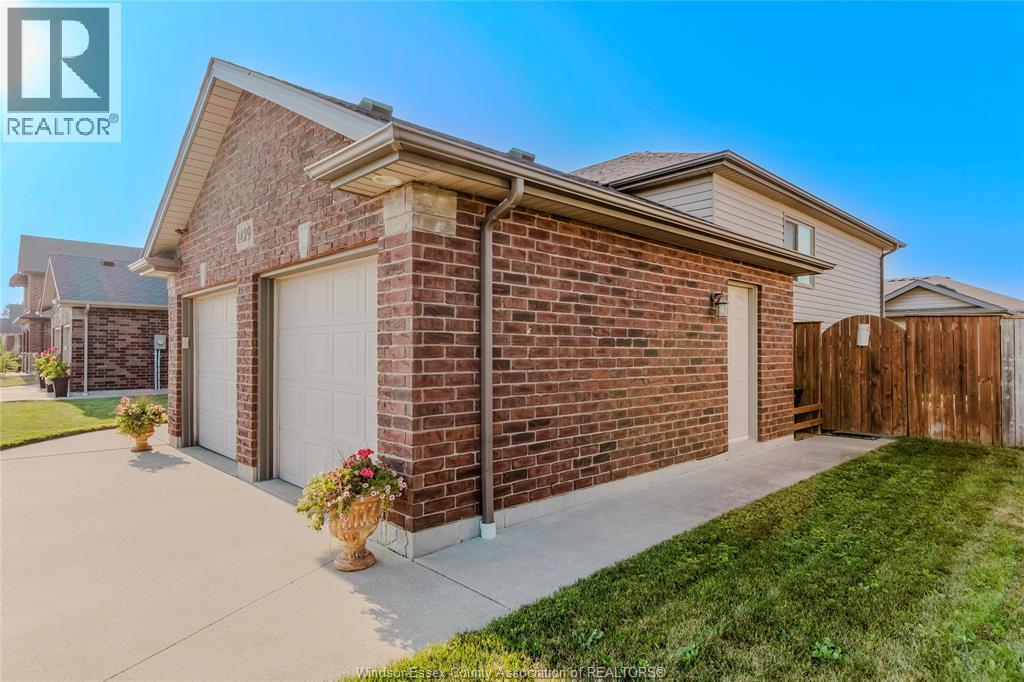 1429 OAKWOOD AVENUE - 4