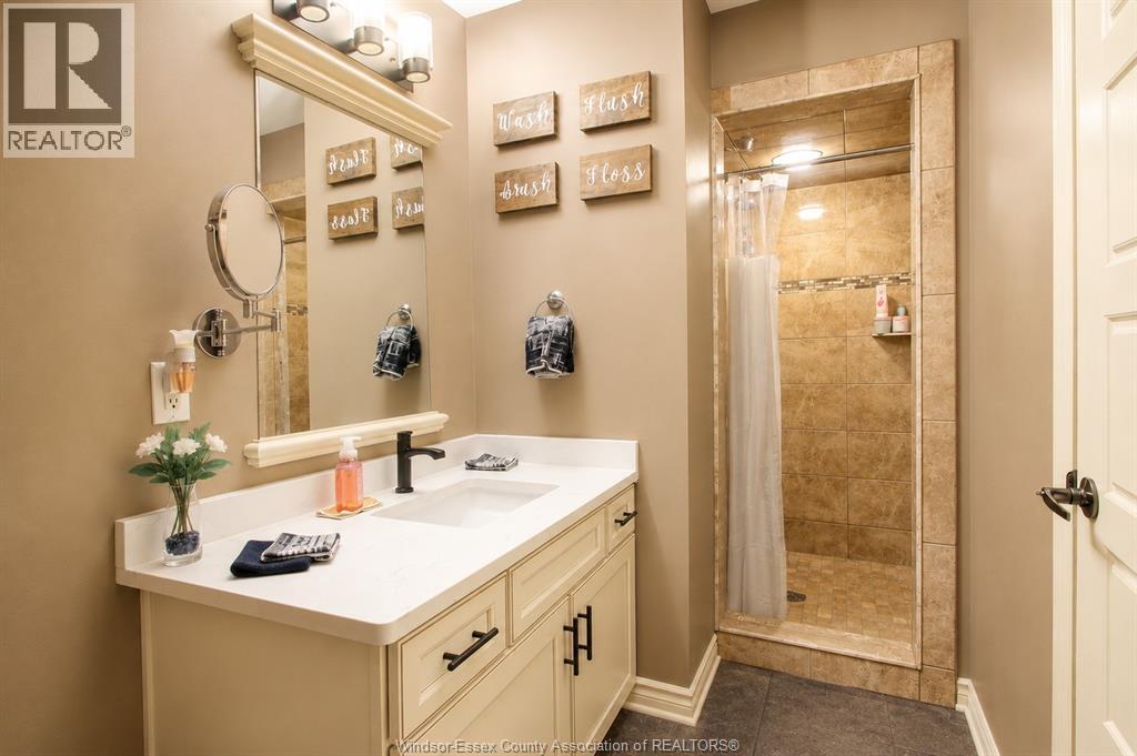 1429 OAKWOOD AVENUE - 21