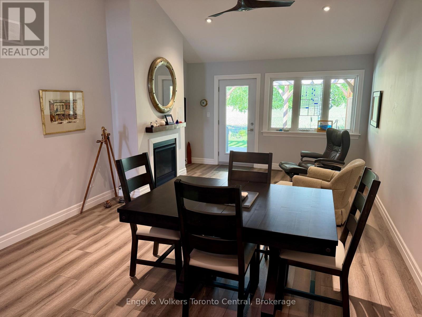 109 DOVE DRIVE - 11