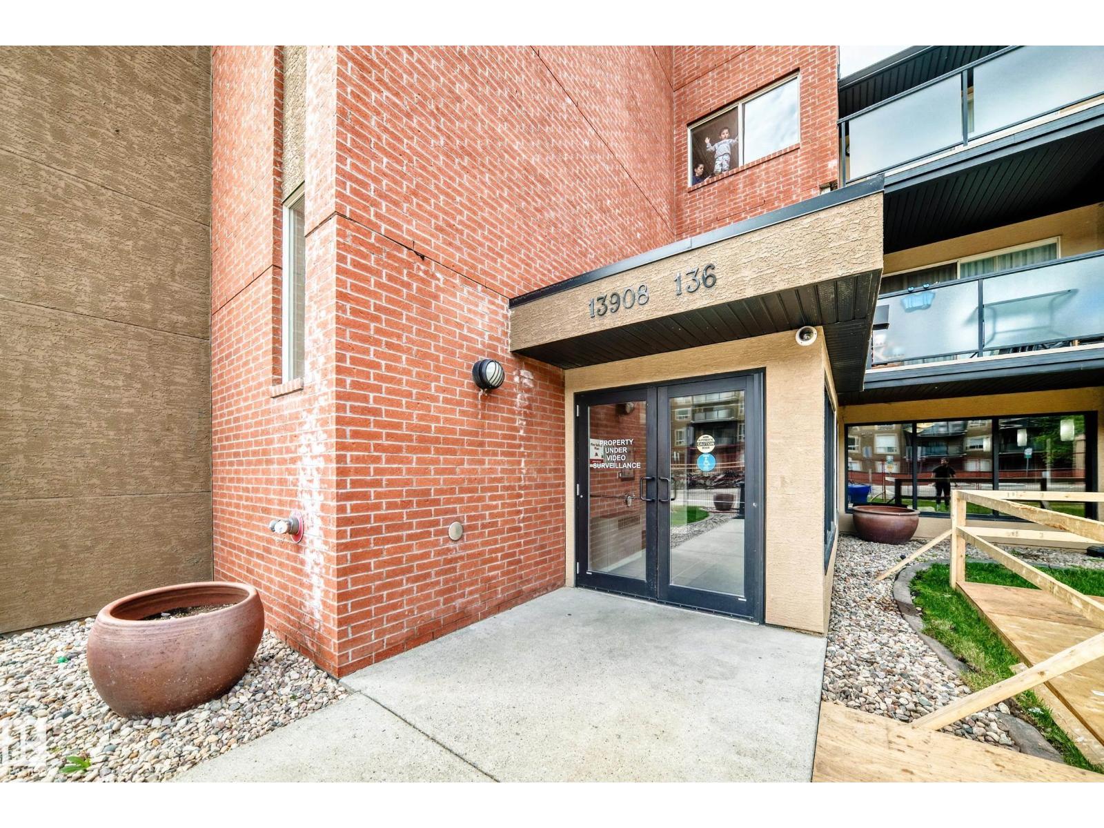 #318 13908 136 ST NW - photo 3