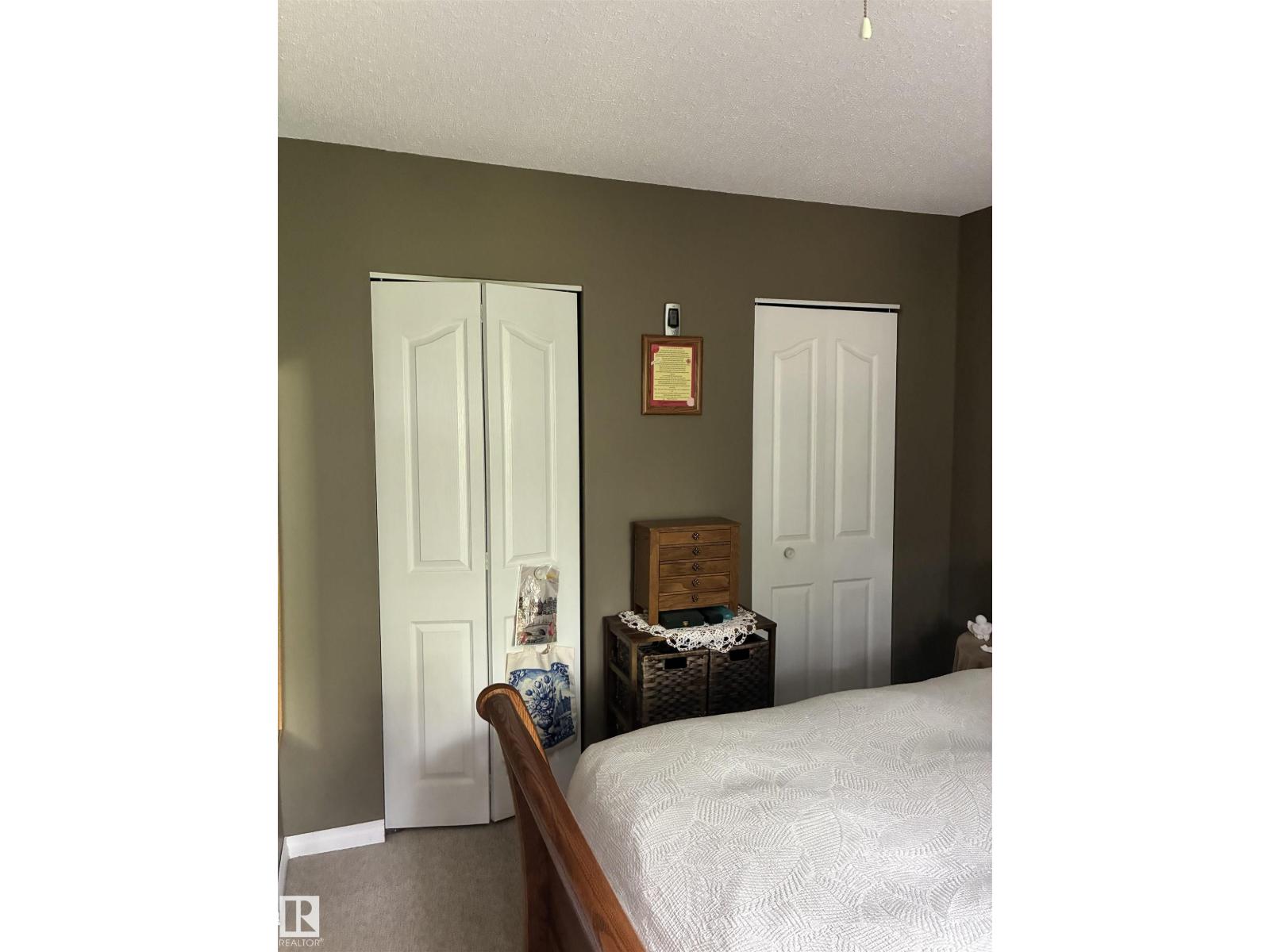 25055 Twp Rd 492 - 13